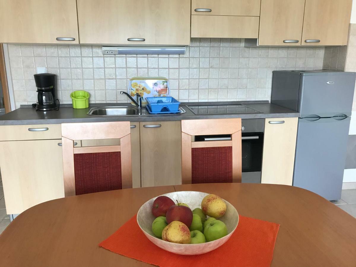 Apartmani Marija Klimno B Екстер'єр фото